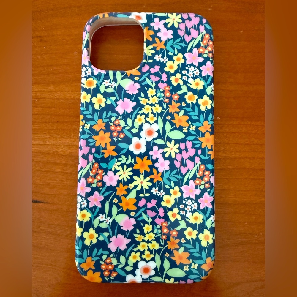 iPhone 13 Casely case